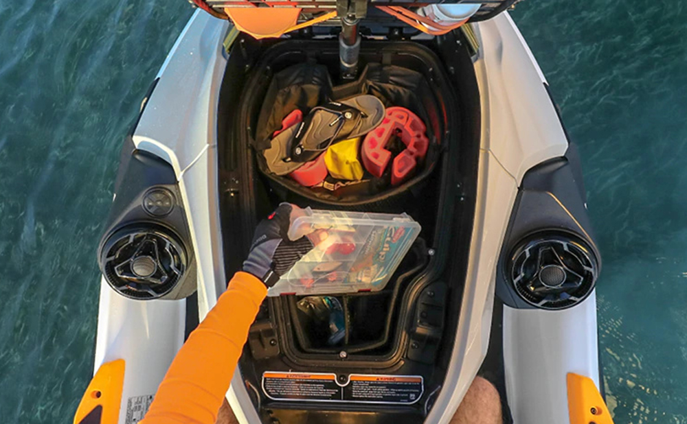 DIRECT-ACCESS FRONT STORAGE